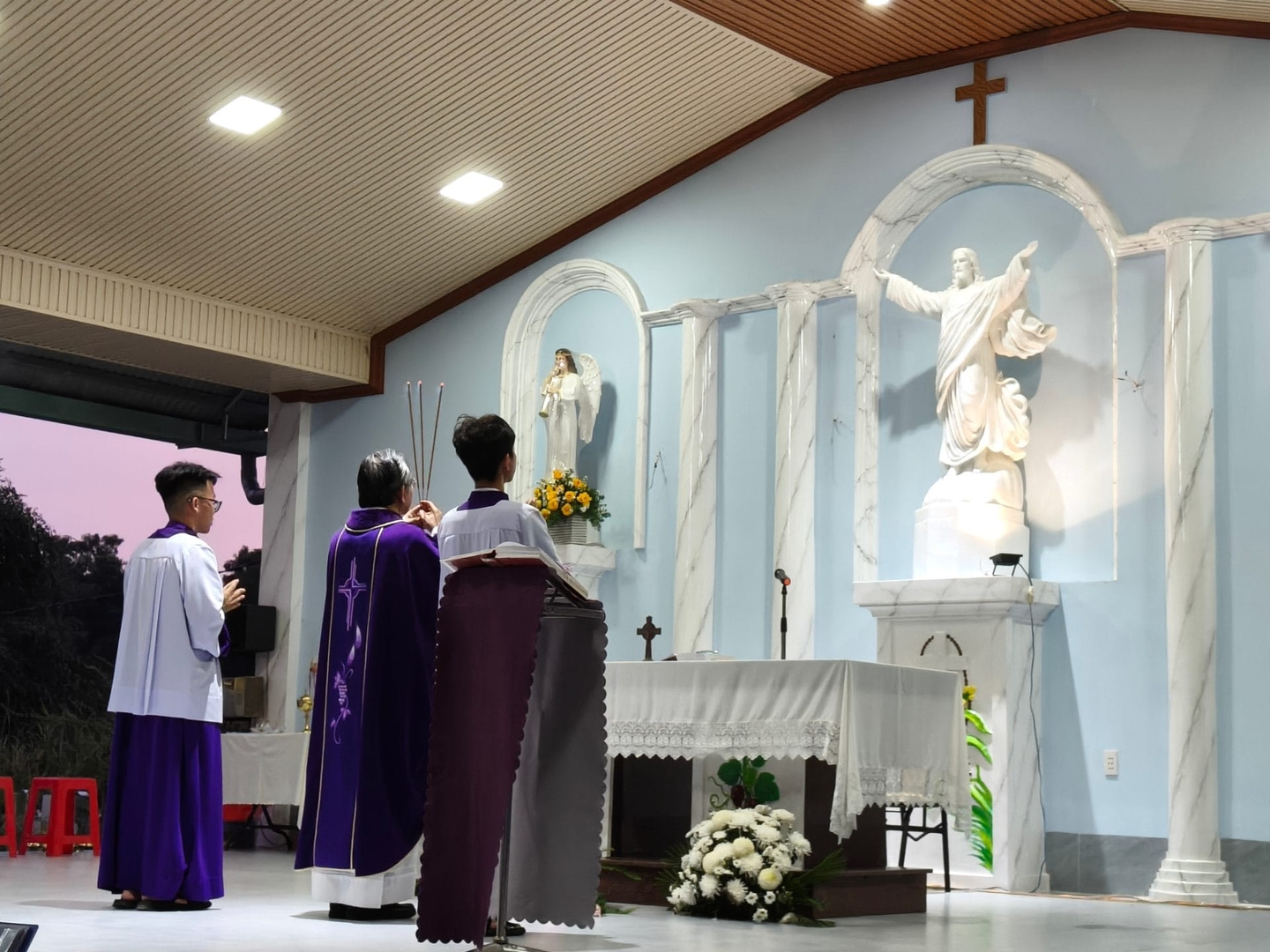 Giáo xứ Tây Ninh cử hành Thánh lễ cầu cho các đẳng linh hồn tại Đất Thánh