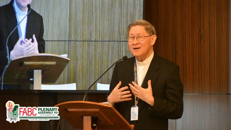 Đức Hồng y Tagle: Giáo hội hiệp hành học cách cùng nhau bước đi như một em bé tập những bước chân đầu tiên