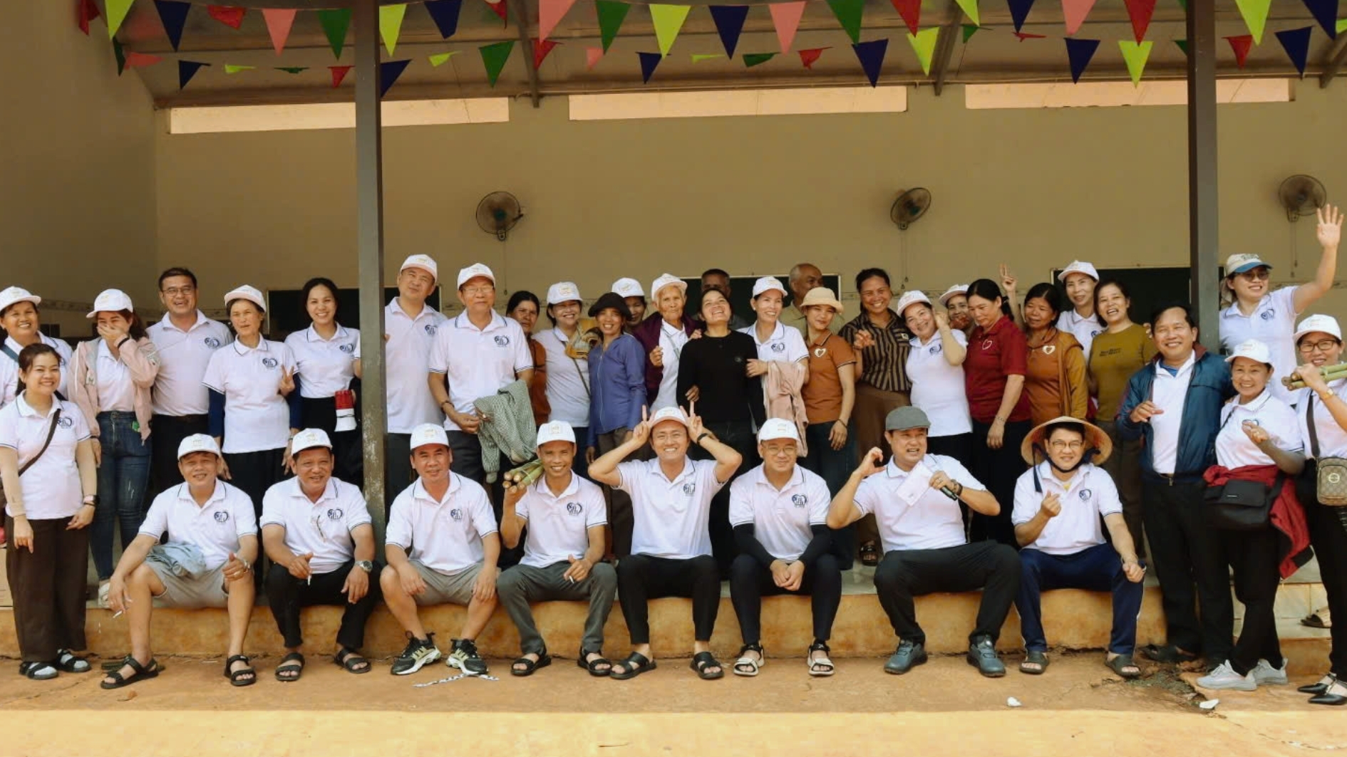 Giáo xứ Hưng Hoà chia sẻ yêu thương mừng Chúa Phục sinh 2026