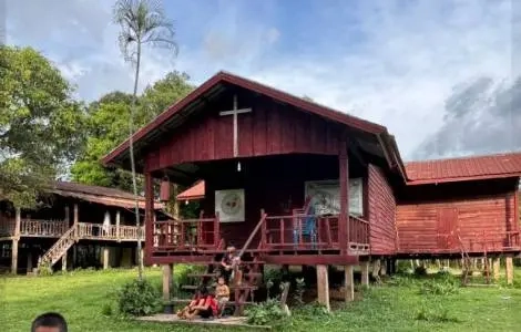 Châu Á/Lào – Tường thuật của Cha Figaredo: “Giữa cảnh nghèo nàn về nguồn lực, sự sáng tạo của Giáo hội Lào sống bản chất của đức tin”