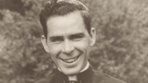 Trước thềm lễ Phong Chân phước của Đức Tổng Giám mục Fulton J. Sheen - Vượt lên trên những ồn ào