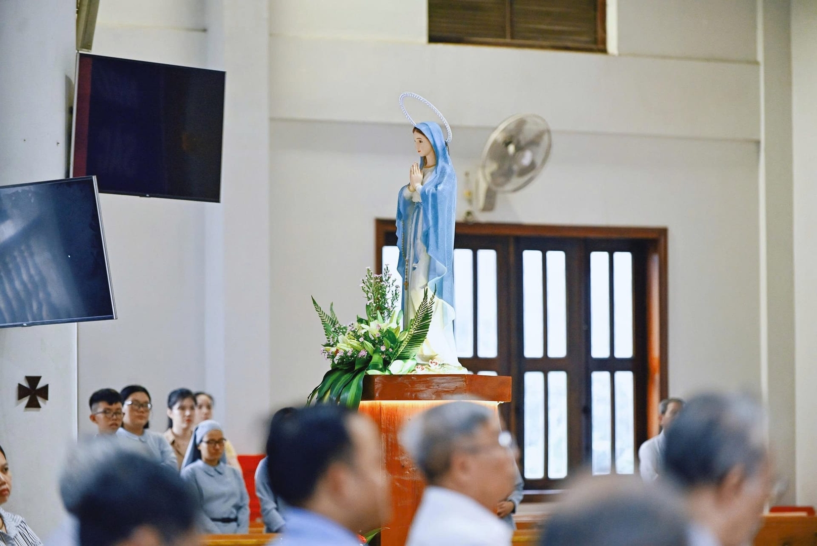 Giáo xứ An Phú cử hành thánh lễ kỷ niệm ngày Đức Mẹ hiện ra tại Fatima