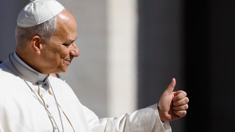 16.000 tình nguyện viên sẽ trợ giúp trong chuyến viếng thăm Madrid của Đức Thánh Cha