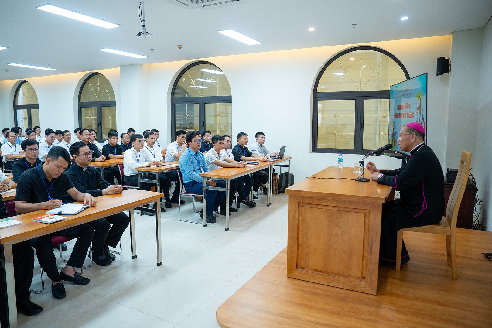 Khai mạc khóa Bồi dưỡng Chủng sinh mãn trường Giáo tỉnh Hà Nội 2026