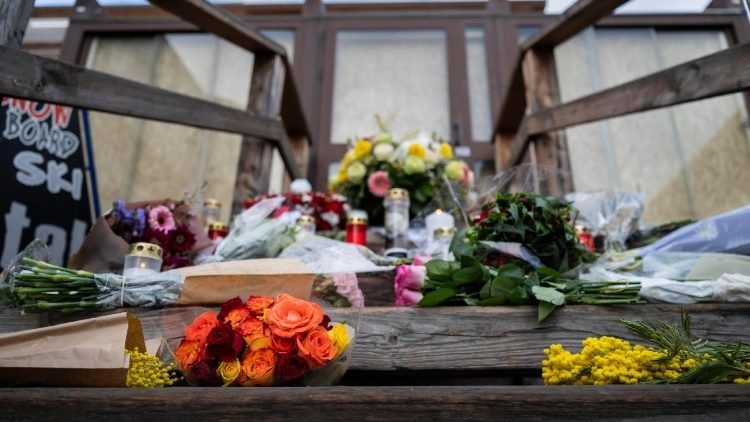 Đức Thánh Cha an ủi các nạn nhân của vụ hỏa hoạn tại Crans-Montana, Thụy Sĩ