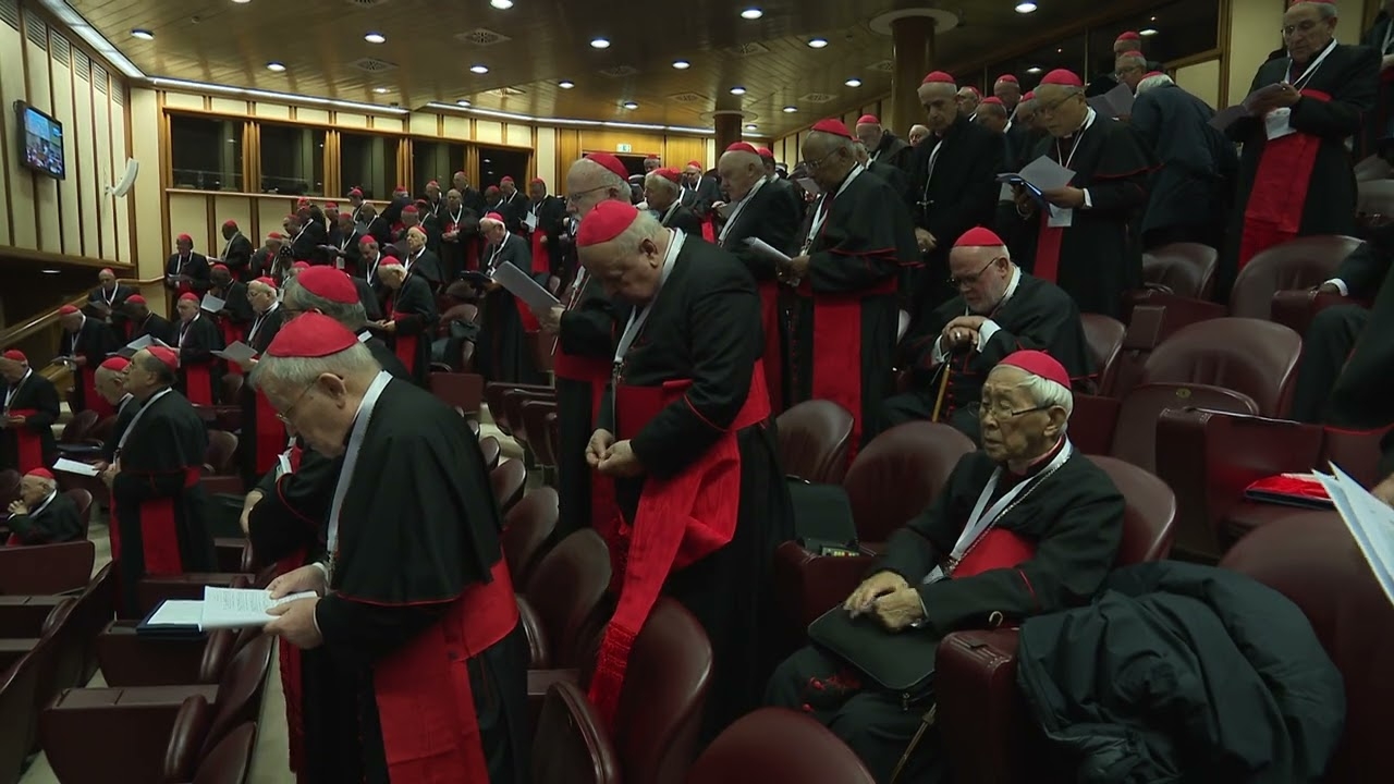 Kết thúc phiên họp cuối cùng của Công nghị hồng y đầu tiên
