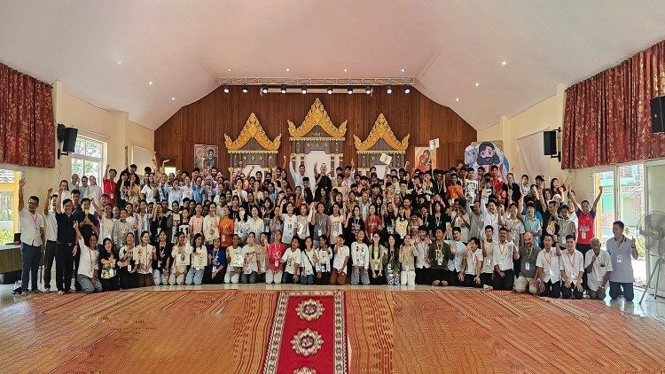 Hồ sơ phong thánh cho 12 vị tử đạo Campuchia đã được gửi về Bộ Phong Thánh