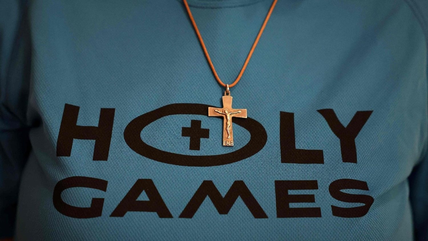 Holy Games: Hơn 5.000 người tham gia chạy bộ qua 10 nhà thờ tại Paris