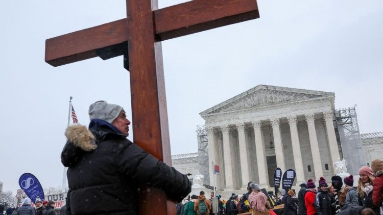 Các giám mục Mỹ mời gọi tín hữu làm tuần 9 ngày cầu nguyện cho thai nhi