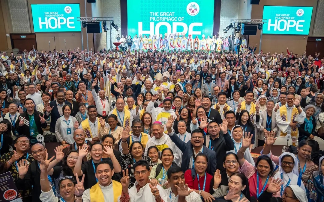 Một Giáo hội hiệp hành để thi hành sứ vụ - Cùng nhau bước đi và thực thi sứ vụ trong Phong trào Thiếu nhi Thánh Thể