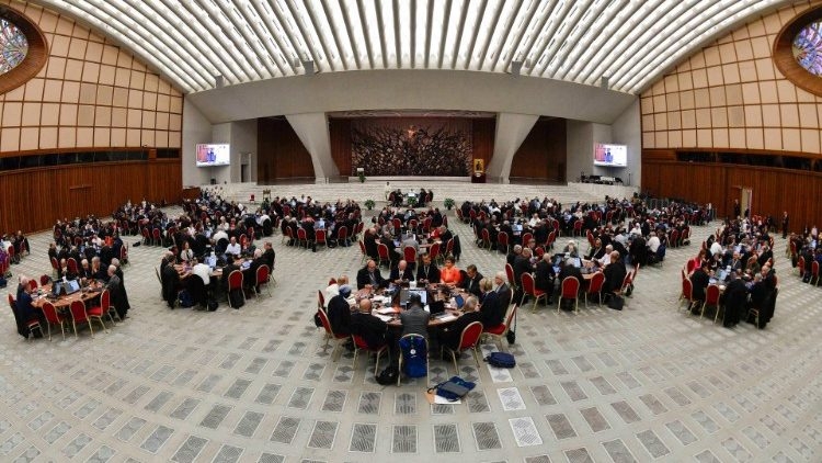 Báo cáo Thượng Hội đồng: Không thể thay đổi giáo lý của Giáo hội về hôn nhân một vợ một chồng