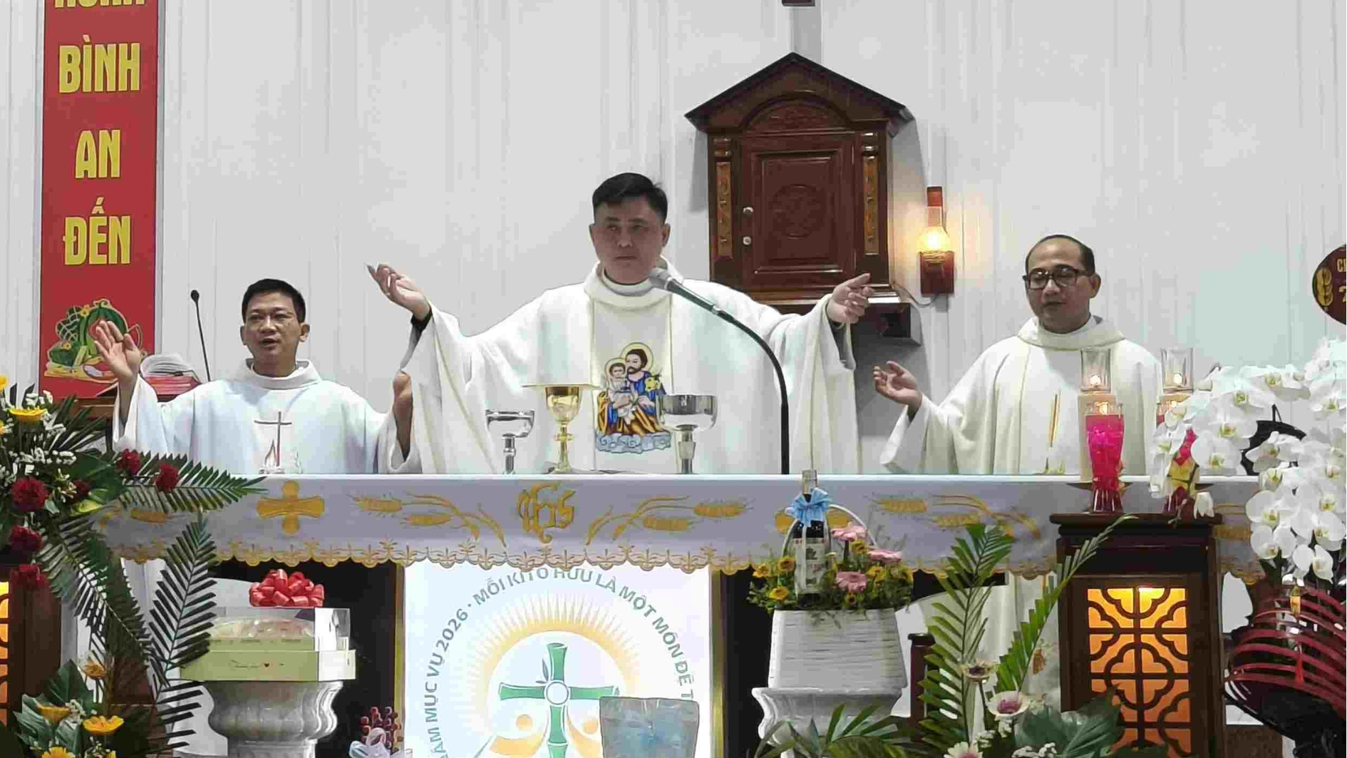 Mùng Ba Tết - Thánh lễ thánh hóa công ăn việc làm