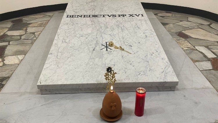 Các Thánh lễ tại Vatican nhân kỷ niệm 3 năm Đức Giáo hoàng Biển Đức XVI qua đời